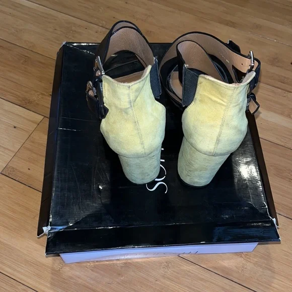 SOPHIA & LEE | Neon Color Block Chunky Heel - Picture 3 of 6